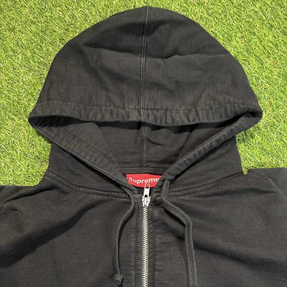 SS14 Supreme x Anti Hero Hoodie - Picture 8 of 15